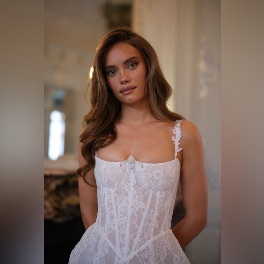 Rosie Etienne Darcy Size 6 - Picture 3 of 14